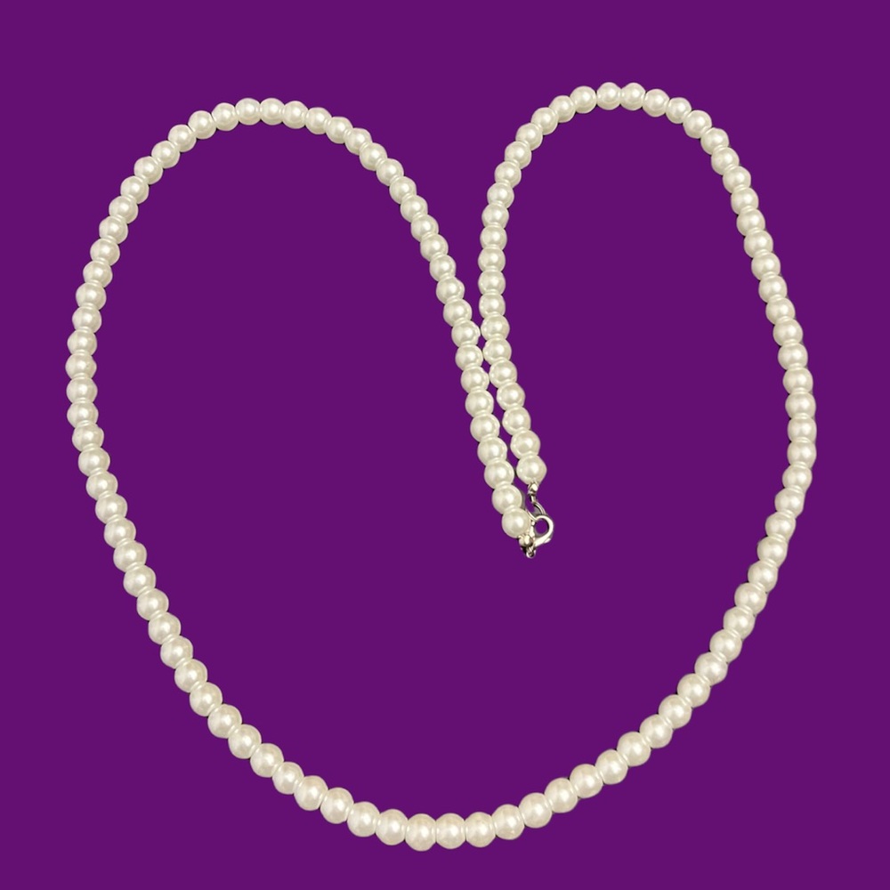 Pearl necklace